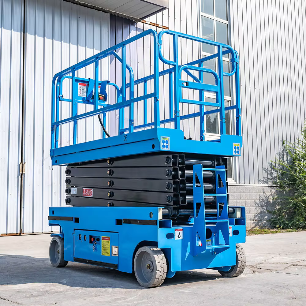 Self-propelled hydraulic scissor lift